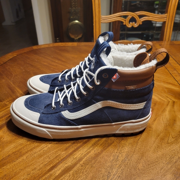 Vans Other - Vans SK8 HI Mte